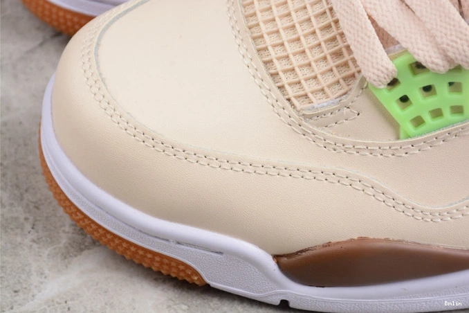 Bmlin Are the Wild (GS) Jordan Things Where DH0572-264 Retro 4 0821